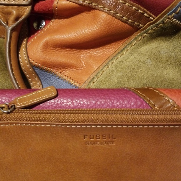 Fossil Purse, Wristlet, and Wallet set. - Picture 3 of 8